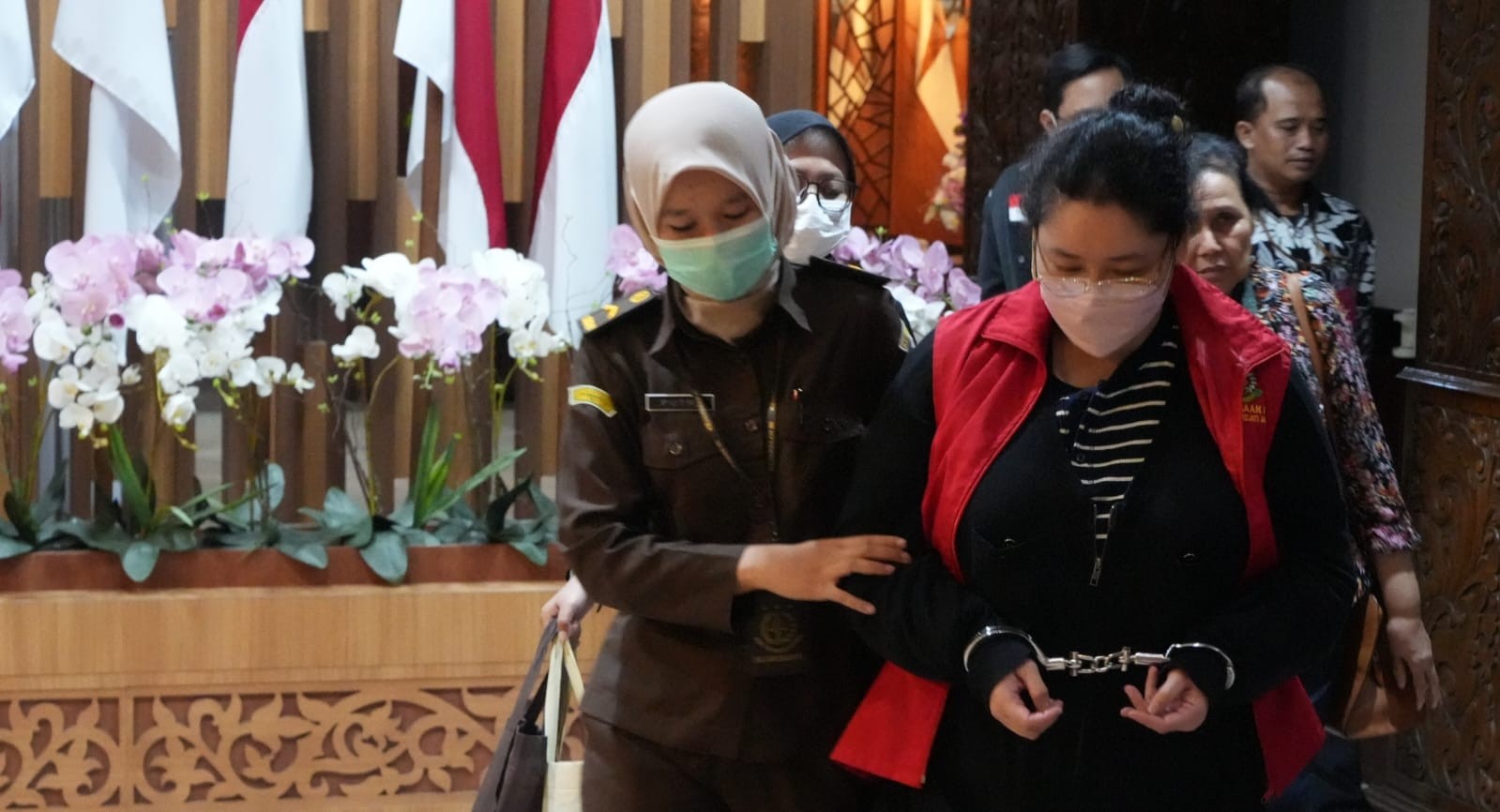 Kejati Jatim Tahan Direktur PT Buana Jaya Surya Terkait Korupsi Pengadaan SMK